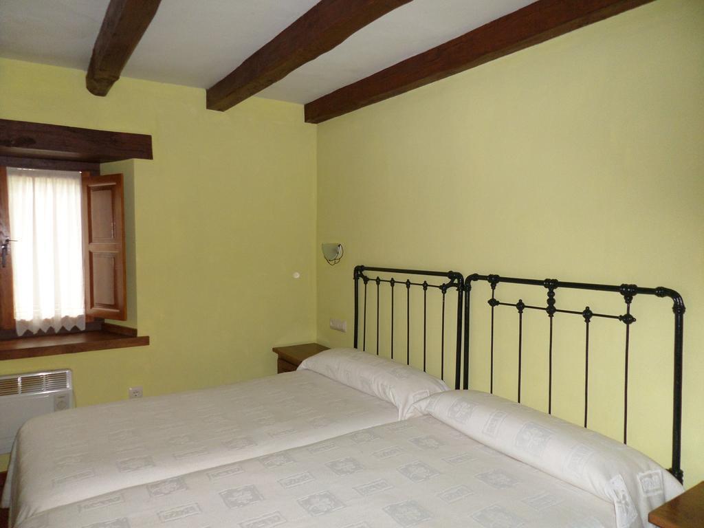 Apartamentos Rurales Las Rocas De Brez Camaleño Pokój zdjęcie